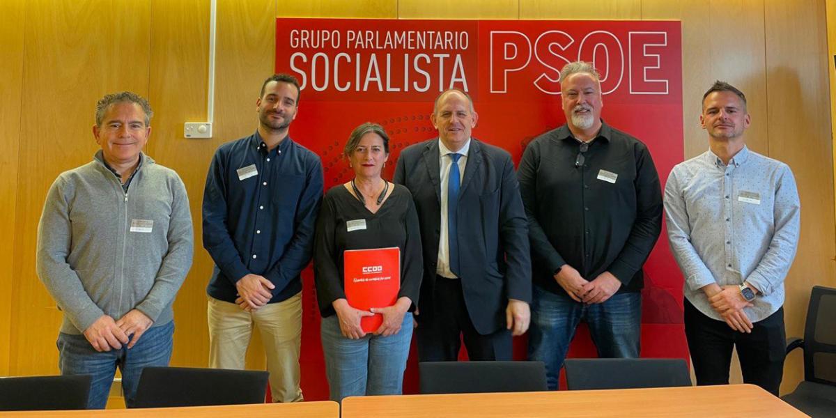 CCOO se reúne con los grupos parlamentarios para desbloquear la jubilación parcial de las empleadas y empleados públicos