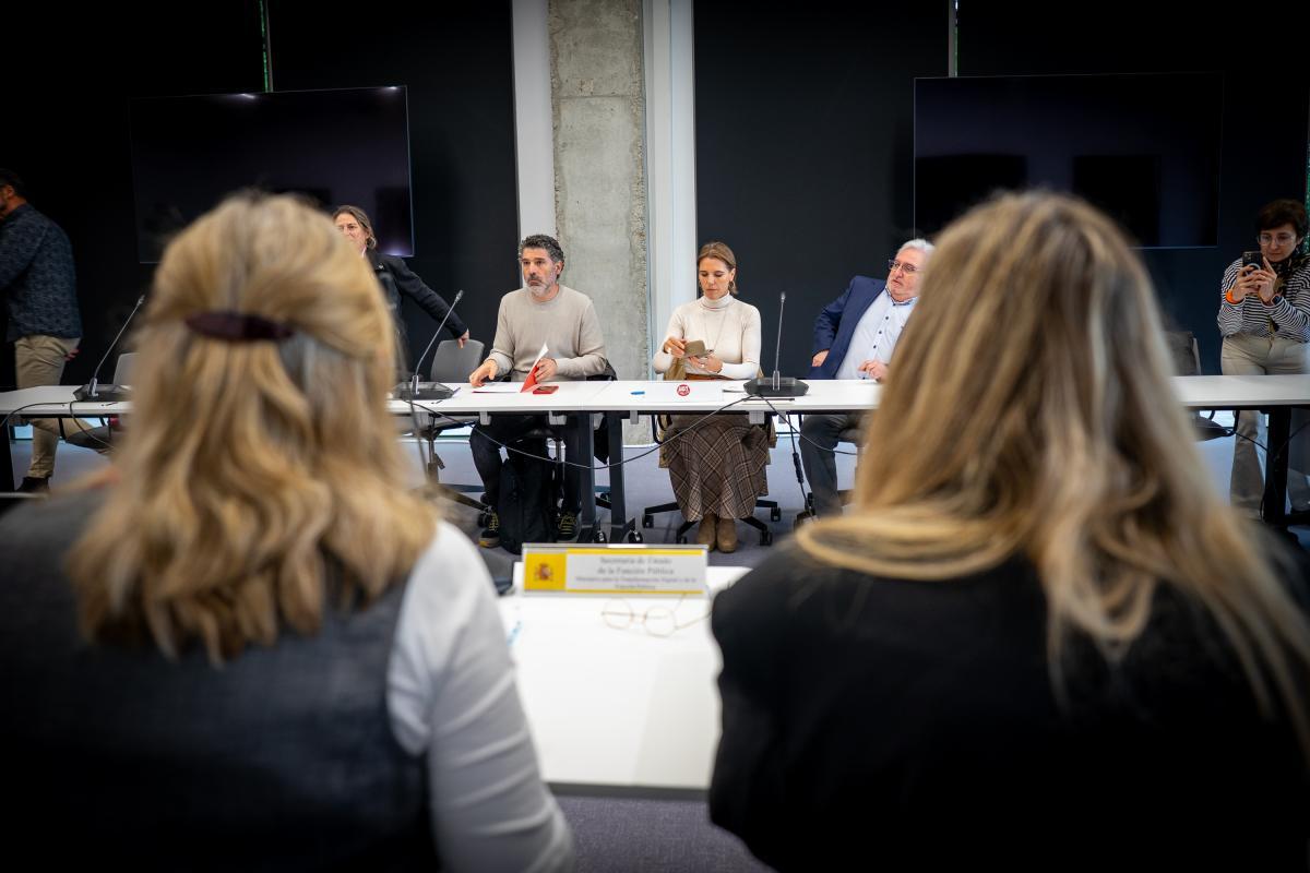 Reunión Área Pública